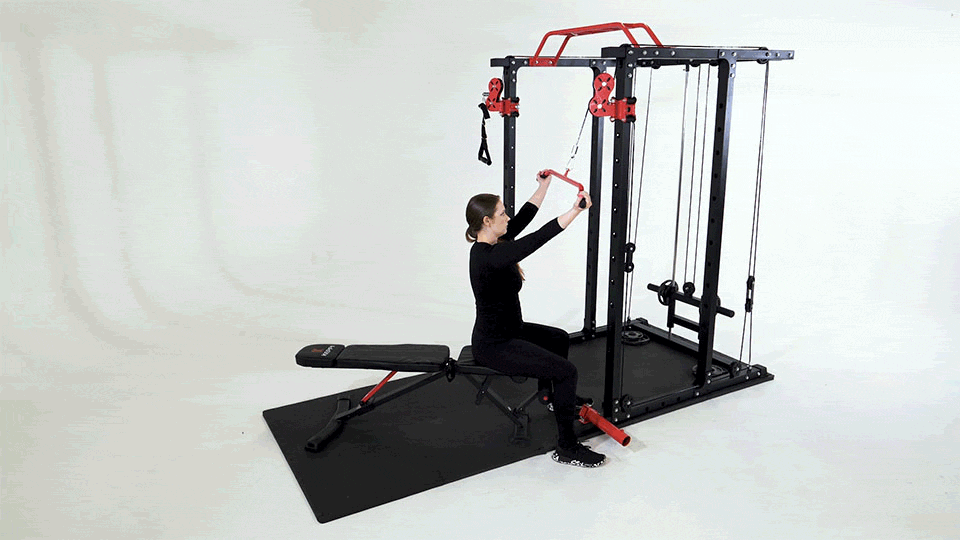 Underhand lat pulldown demonstration